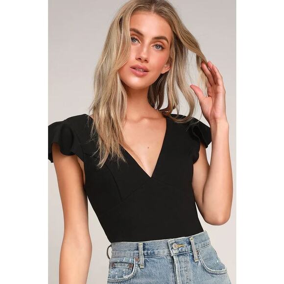Lulus Tops - Lulus Linzee Ruffle Stetch Fitted Crop Top Black Womens Size Small